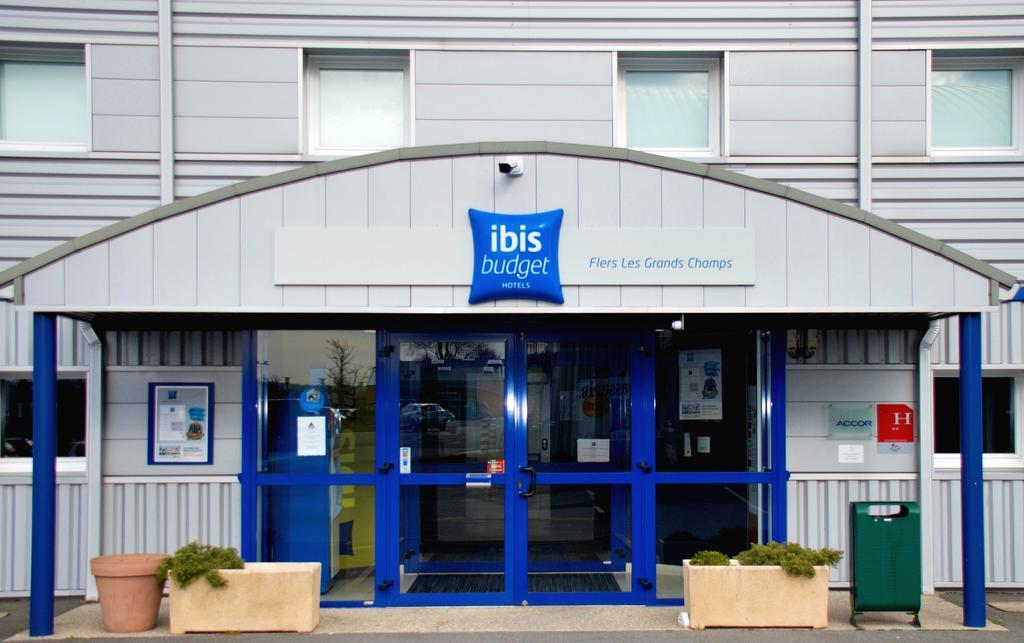 Ibis Budget Flers Grands Champs Zewnętrze zdjęcie